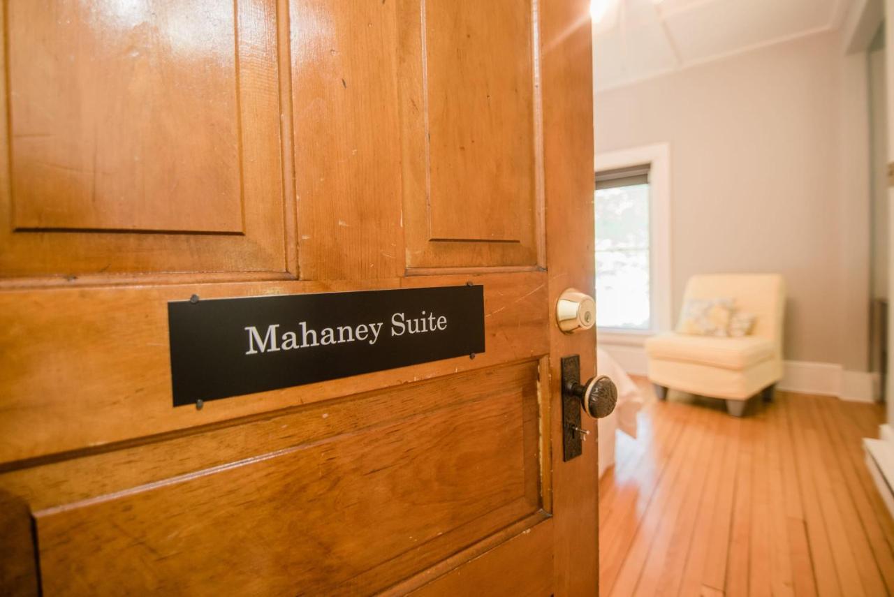 Mahaney Suite BW Boutique Hotel Central Lake 외부 사진